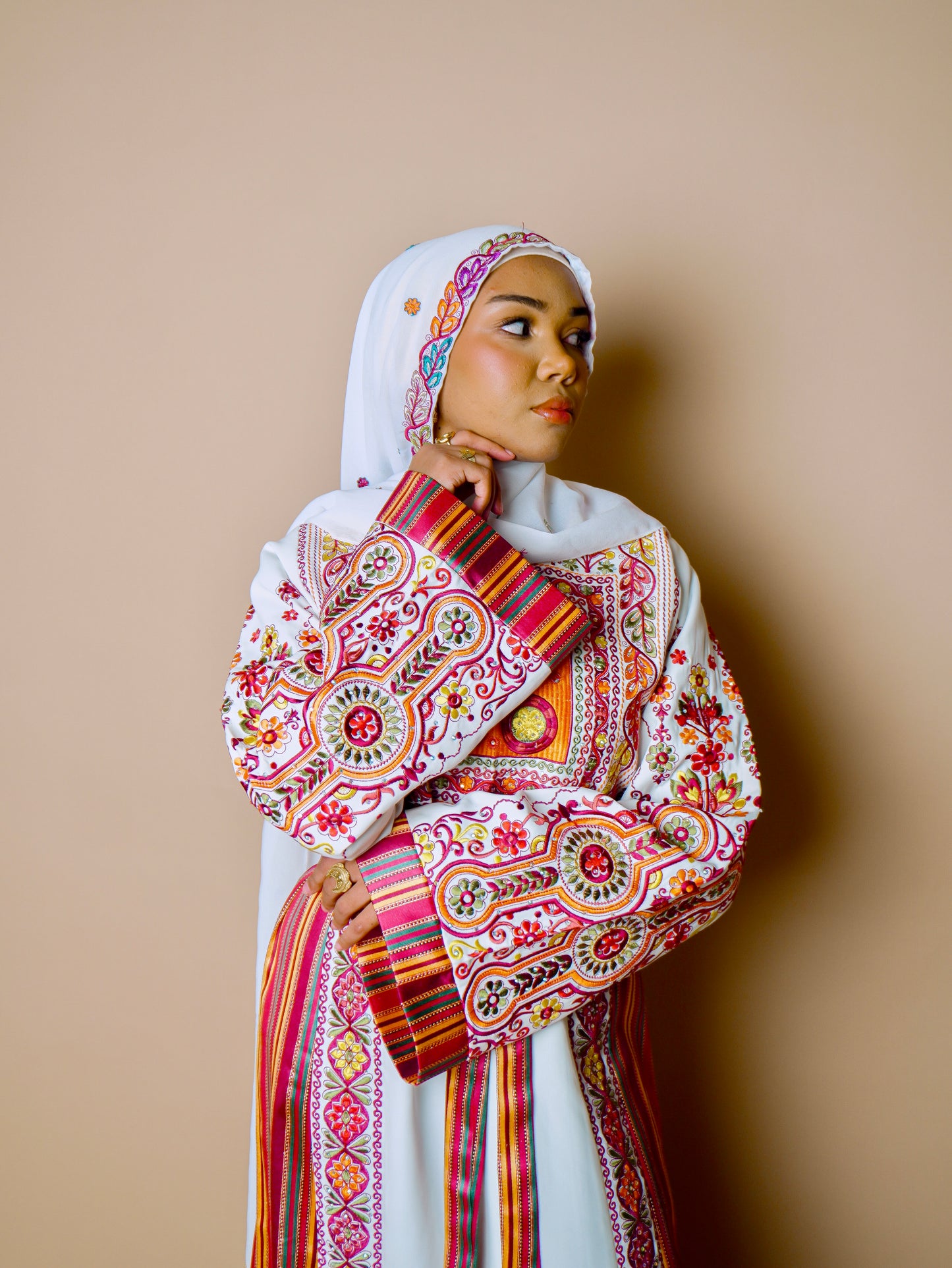 Our Fatima Thobe