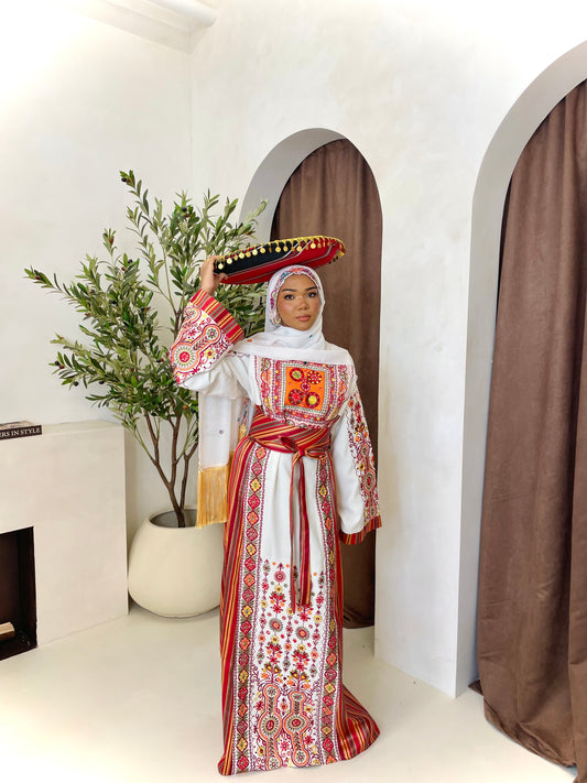 Our Fatima Thobe